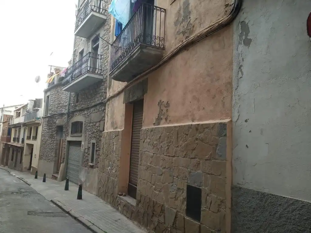 Locale commerciale in vendita a C/ Sant Pere