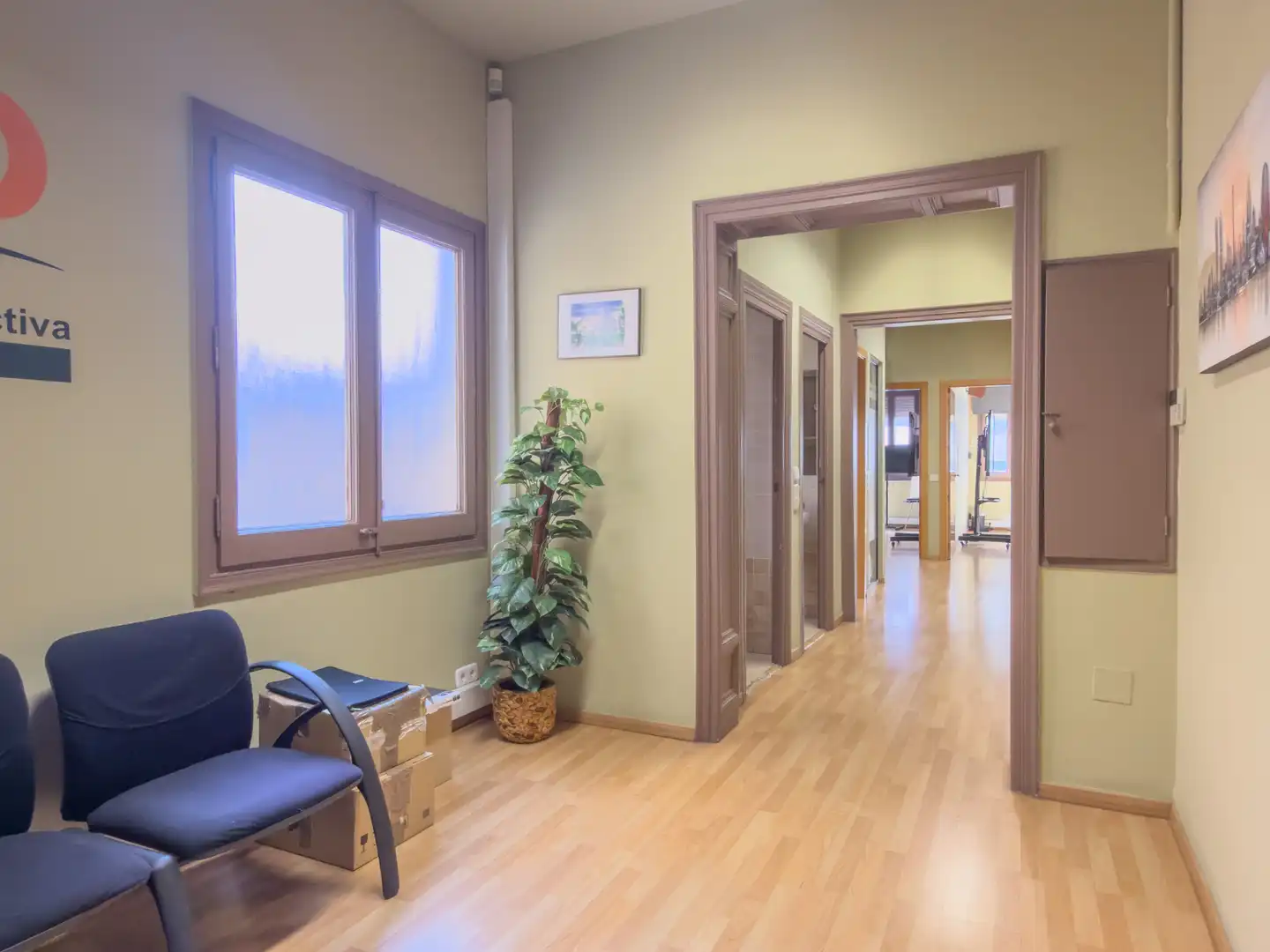 Office for rent in Barcelona  with Air Conditioner, Heating and Internet