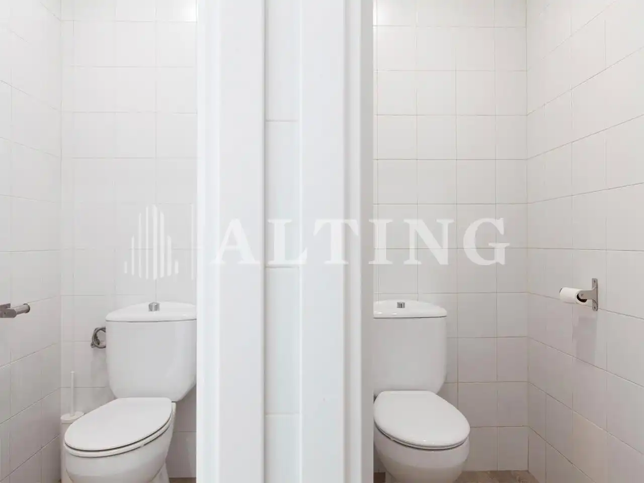 Office space with lift to rent in Catalunya, imagen 54