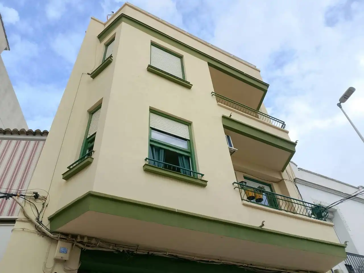 Vista exterior de Edificio en venta en Gandia