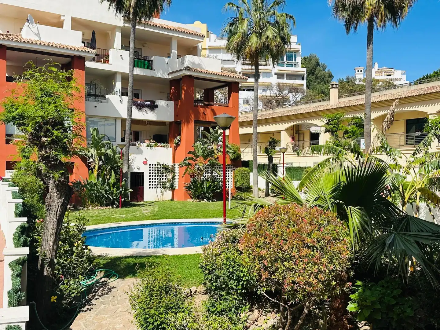 Apartament amb ascensor en venda a Torrequebrada