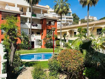 Apartamento con ascensor en venta en Torrequebrada