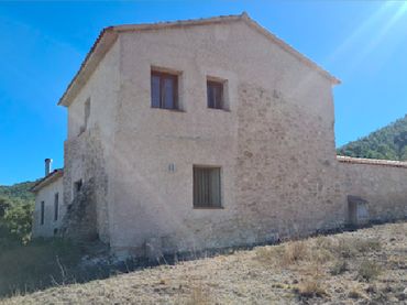 Casa bifamiliare con balcone in vendita a Biar