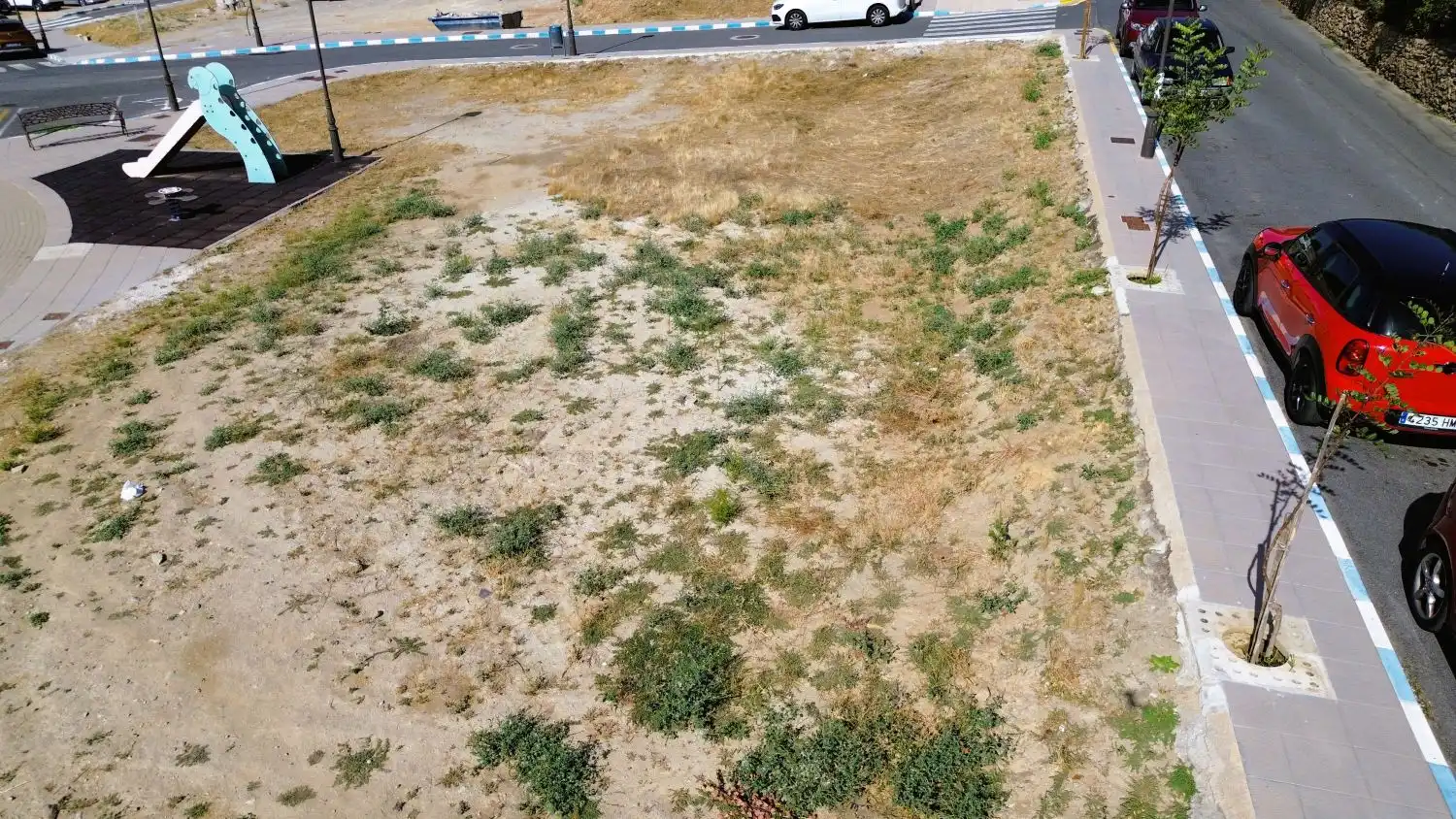 Terreno industrial en venta en Carataunas