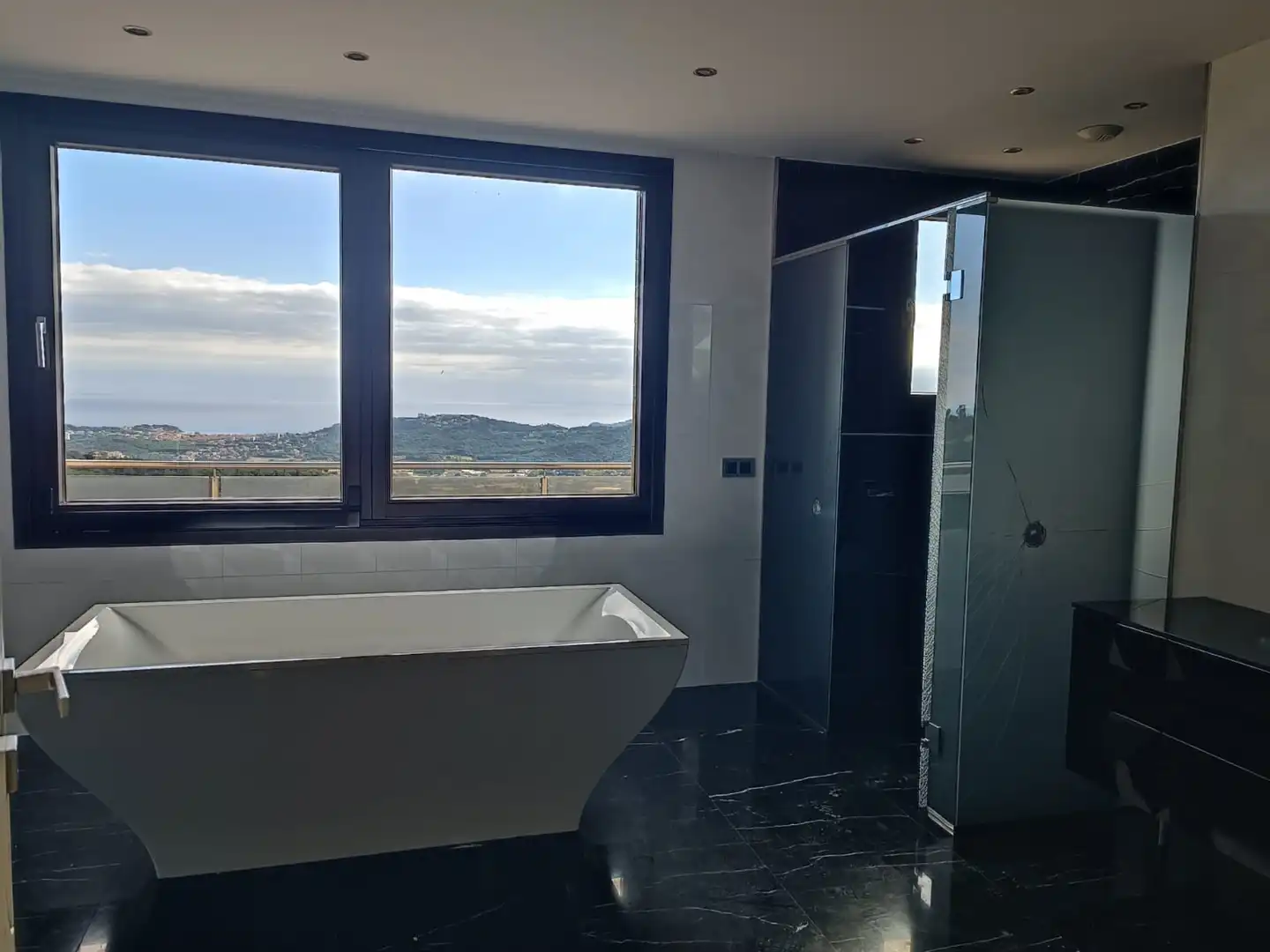 Bathroom of Houses for sale in Castell d'Aro, Platja d'Aro i s'Agaró