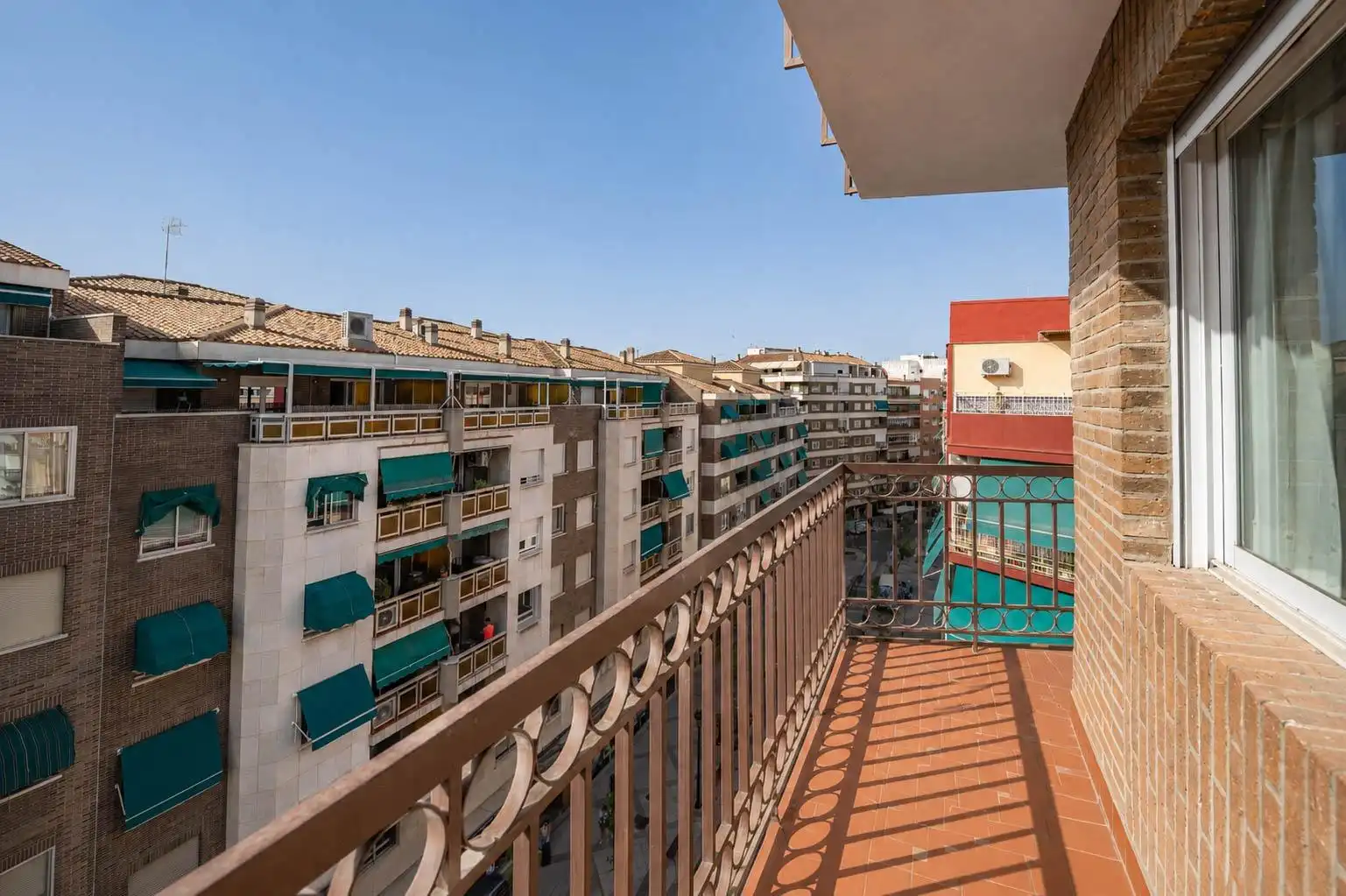 Piso con terraza en venta en Calle Emperatriz Eugenia 6, imagen 71