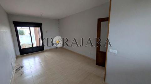 Foto 3 de Casa adosada en venda a Francisco Pizarro, Cazalegas, Toledo