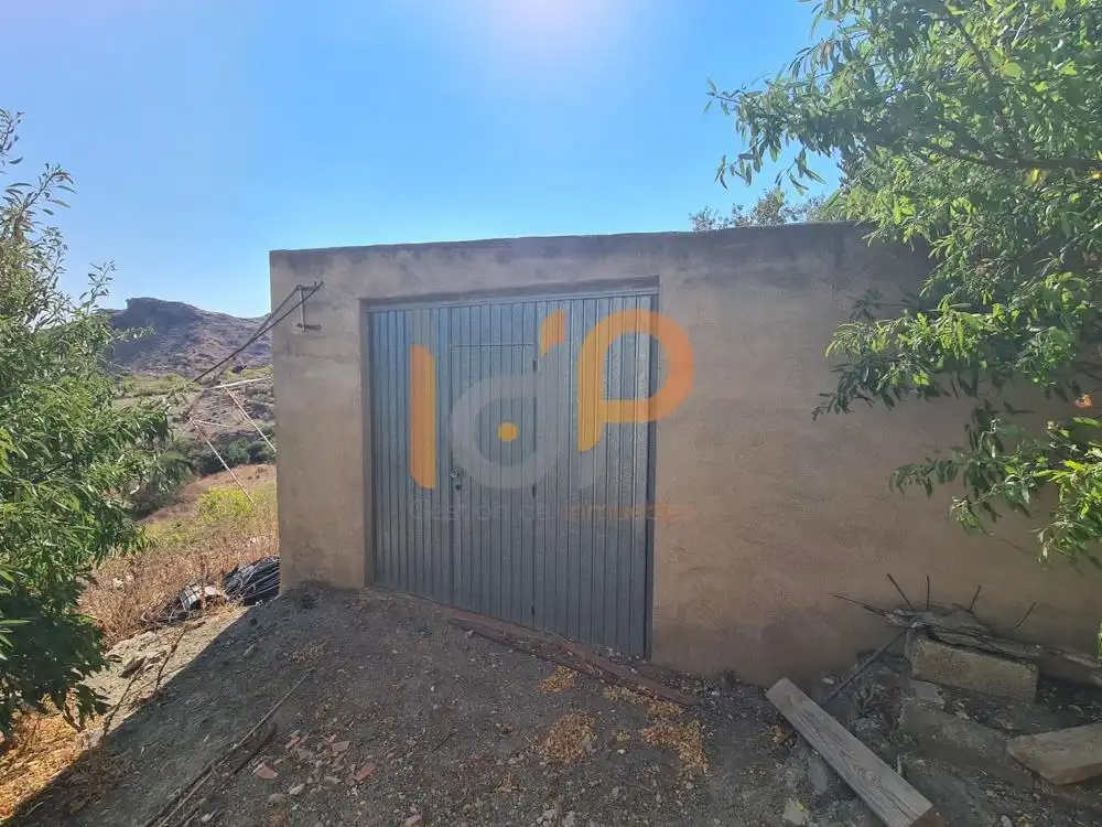 Vista exterior de Casa o xalet en venda en Lubrín amb Jardí privat