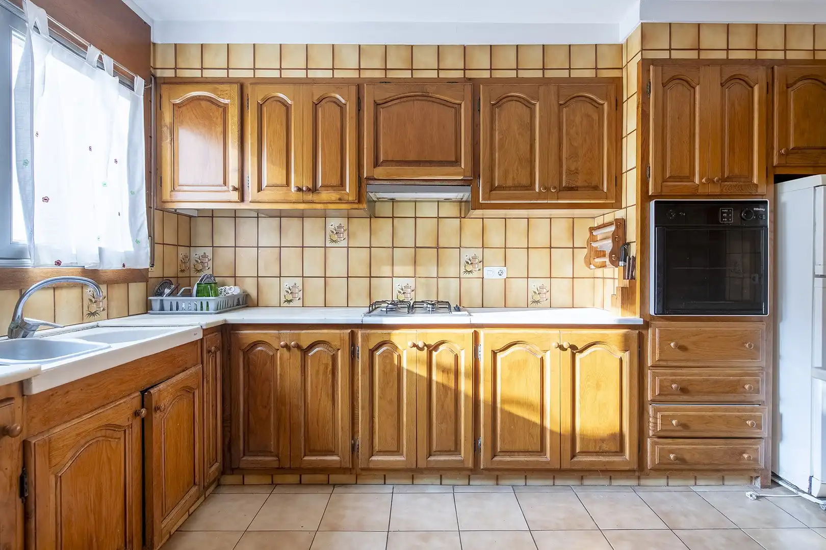 Cuina de Casa adosada en venda en Banyoles amb Calefacció i Terrassa