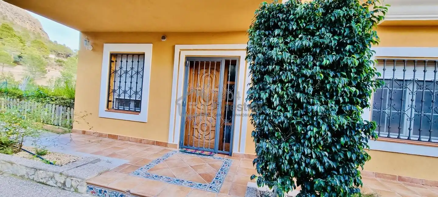Casa o chalet en venta en Finestrat con Aire acondicionado, Jardín privado y Terraza