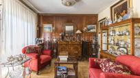 Living room of Apartment for sale in  Madrid Capital  with Heating, Private garden and Parquet flooring