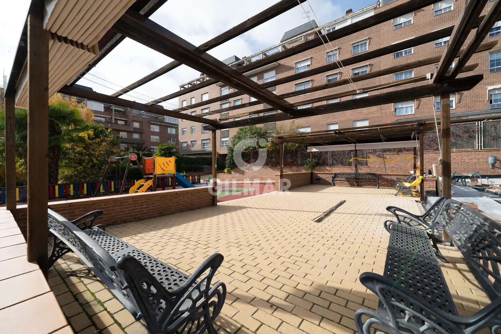 Terraza de Planta baja en venta en San Sebastián de los Reyes con Terraza, Trastero y Piscina