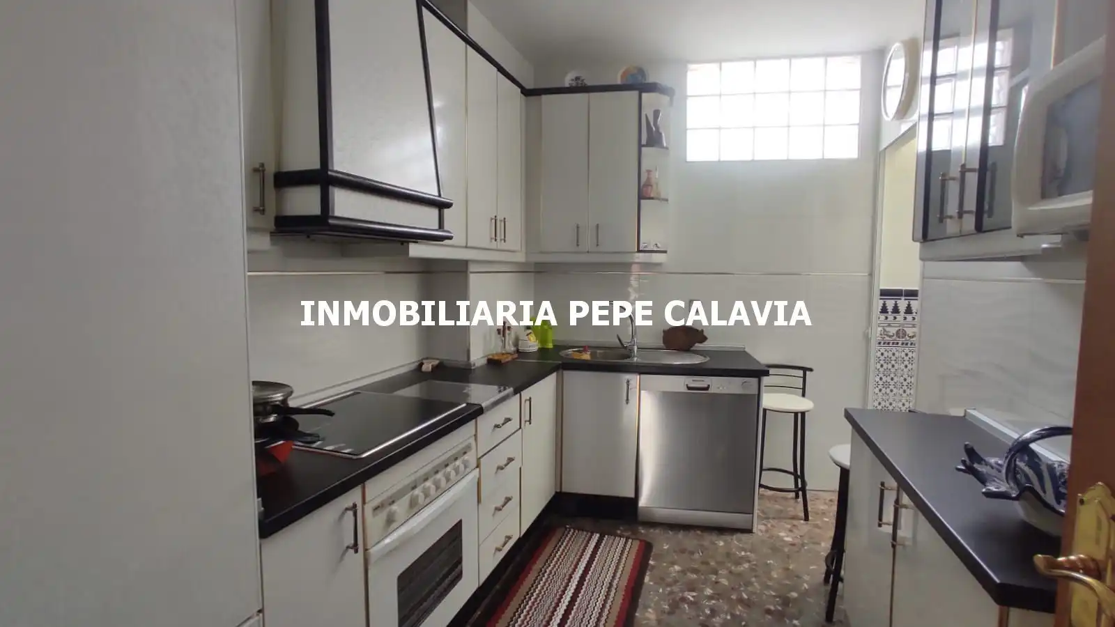 Cuina de Casa o xalet en venda en Begíjar amb Aire condicionat, Terrassa i Piscina