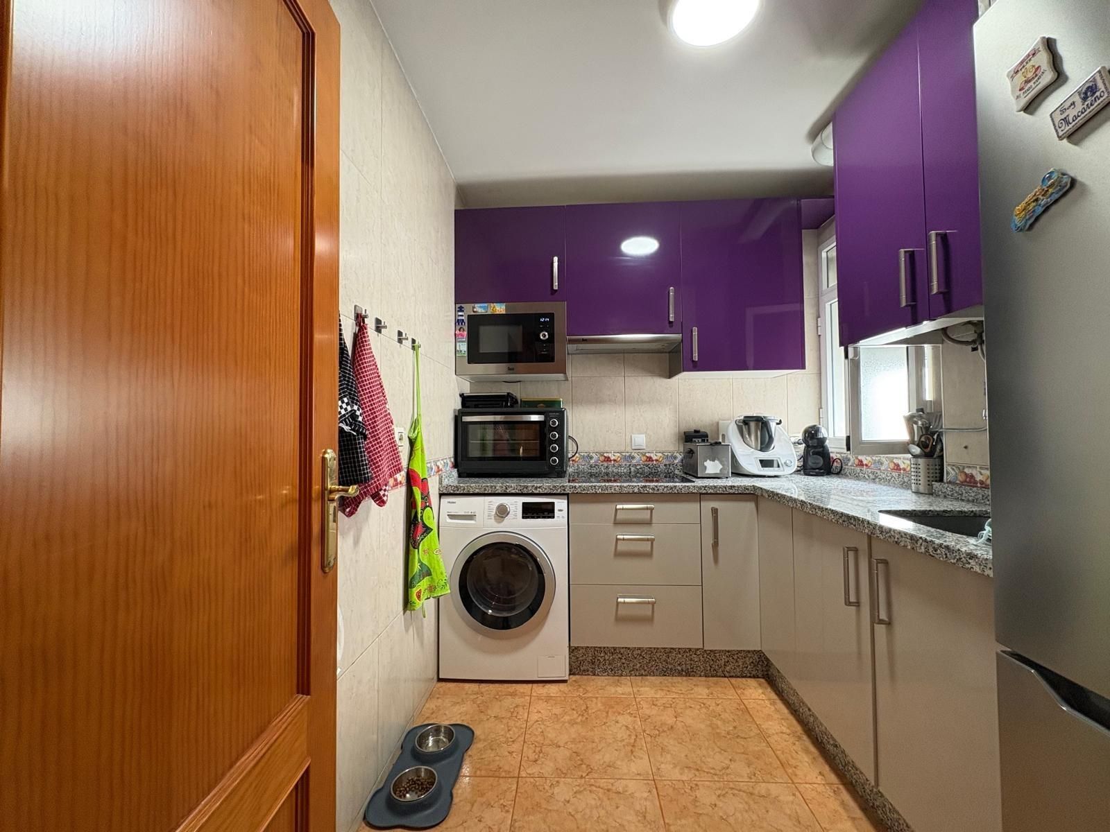 Cocina de Piso en venta en  Sevilla Capital con Aire acondicionado, Terraza y Trastero