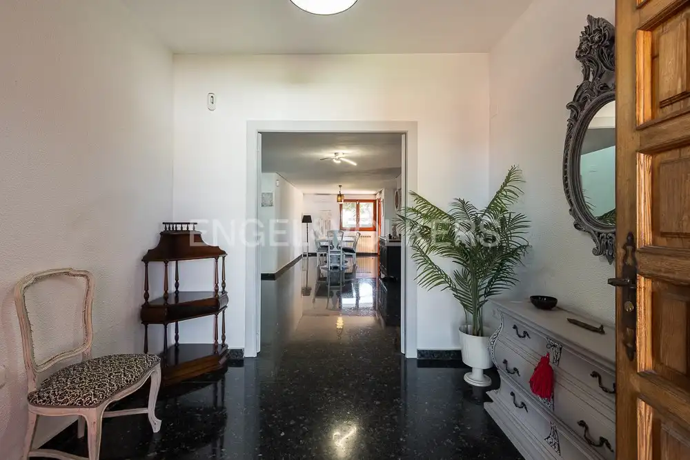 Casa o xalet en venda en Paterna amb Aire condicionat, Calefacció i Jardí privat