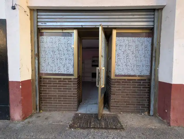 Geschaftsraum zur Miete in Zaragoza