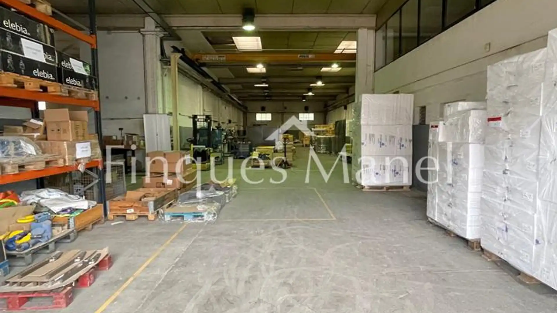 Vista exterior de Nau industrial en venda en Cornellà del Terri