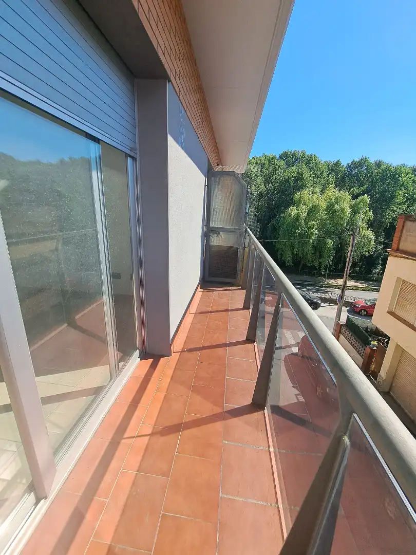 Terraza de Piso de alquiler en Tordera con Calefacción, Horno y Balcón
