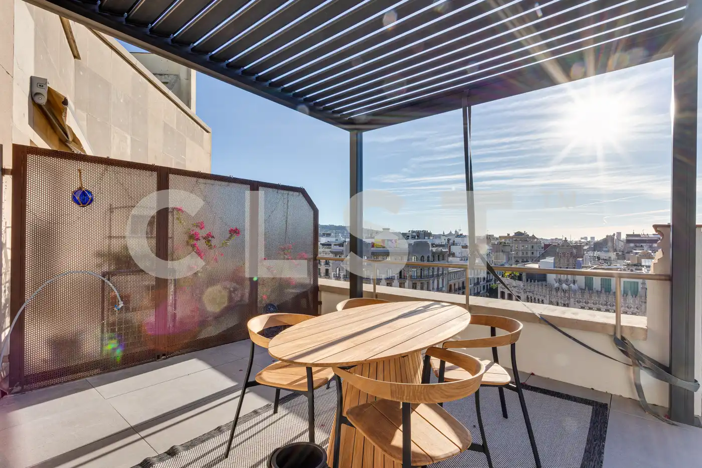 Terrasse von Dachboden zur Miete in Barcelona mit Klimaanlage, Heizung und Terrasse
