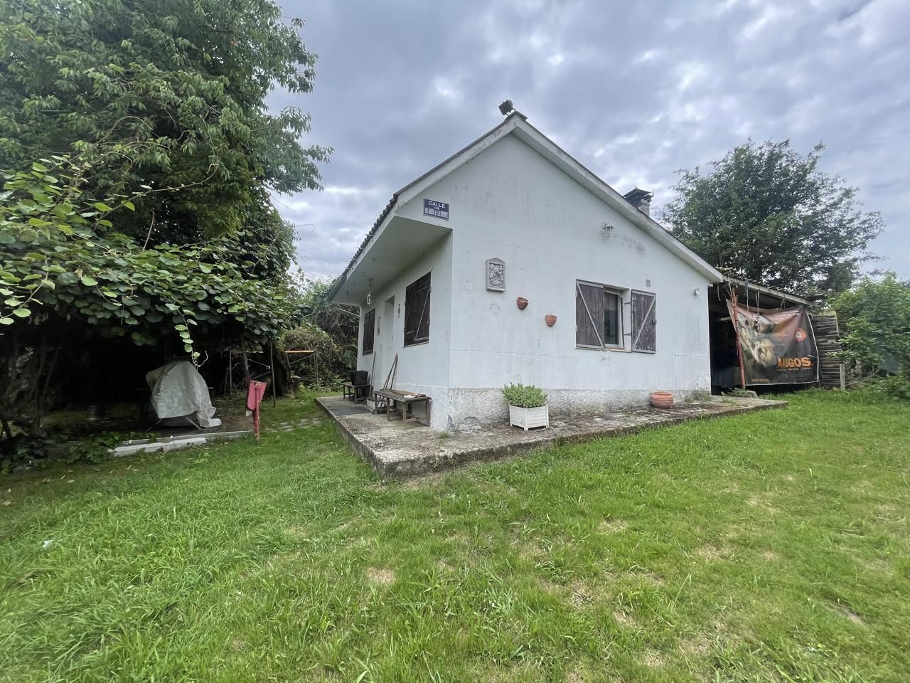 Country house for sale in Carral  with Private garden