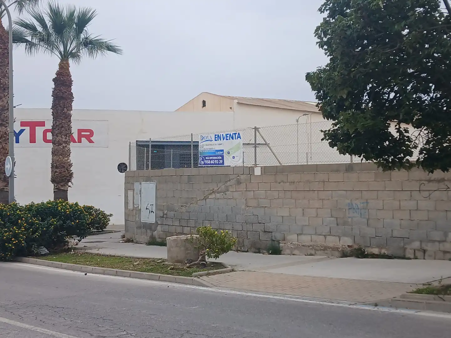 Außenansicht von Fabrik Grundstücke zum Verkauf in Motril