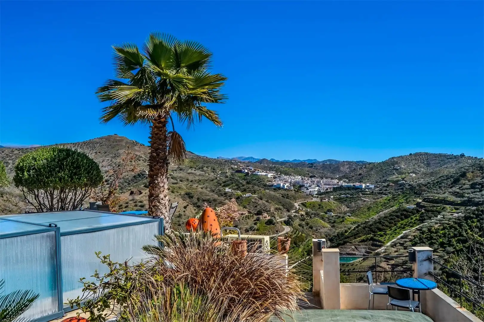 Vista exterior de Finca rústica en venda en Arenas amb Aire condicionat, Jardí privat i Terrassa