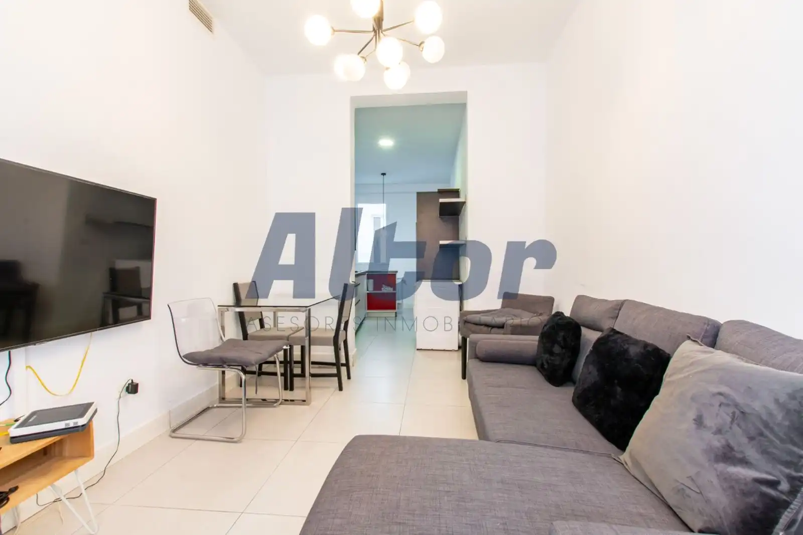 Wohnung zur Miete in DE LA MADERA, Universidad - Malasaña