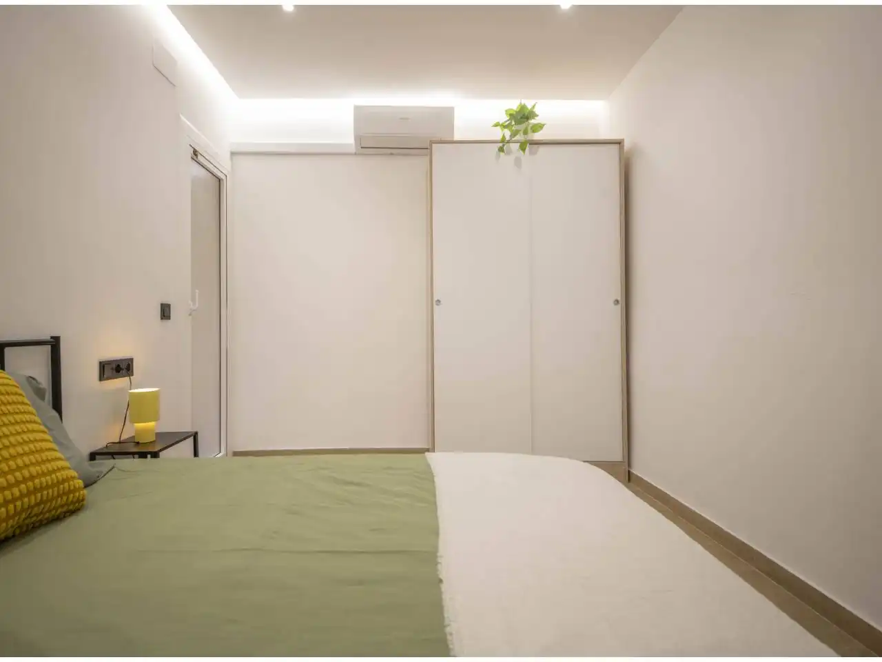 Schlafzimmer von Wohnung zum Verkauf in L'Hospitalet de Llobregat mit Klimaanlage, Parkett und Terrasse