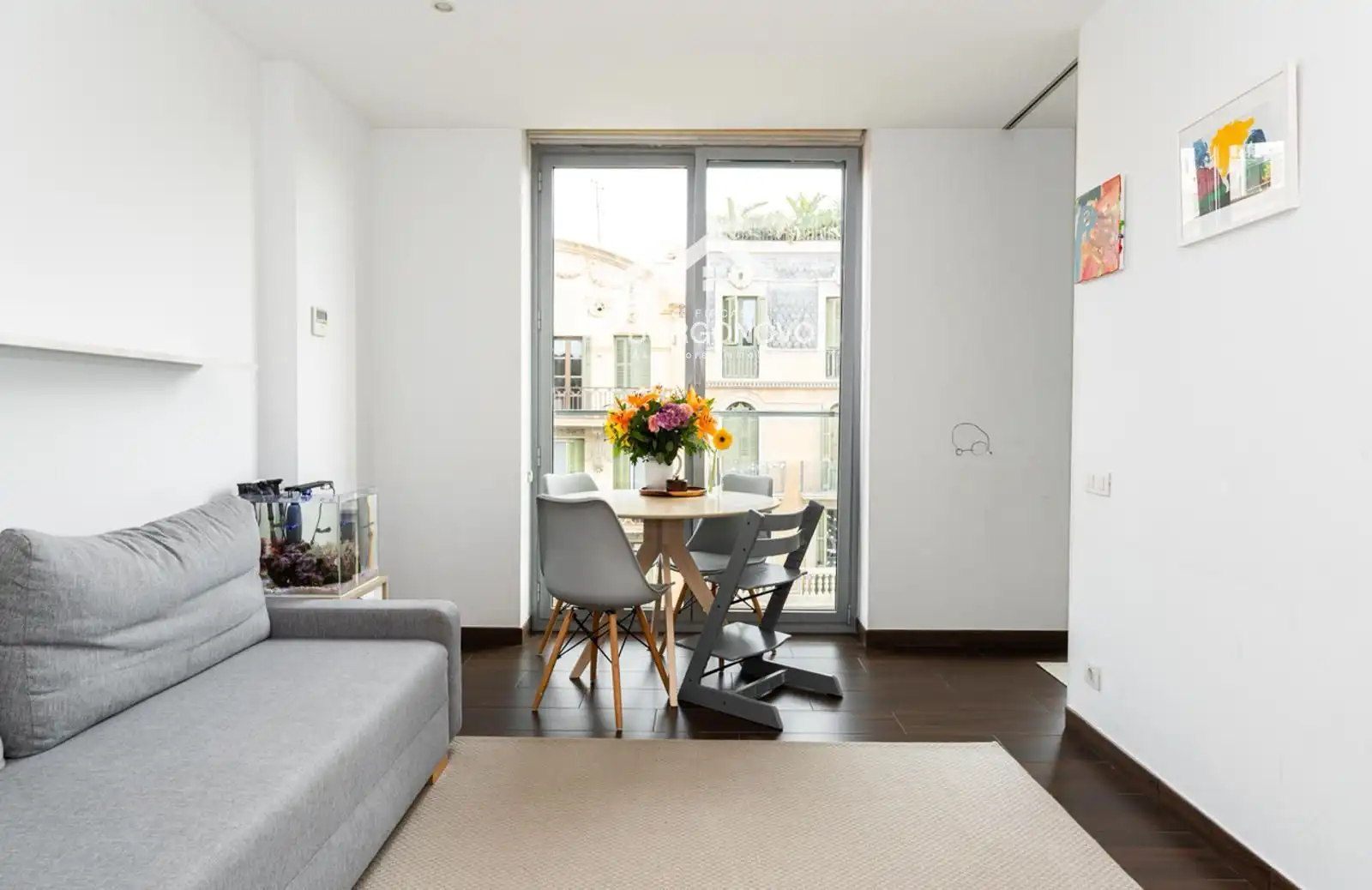 Wohnzimmer von Wohnung zum Verkauf in Barcelona mit Klimaanlage und Heizung