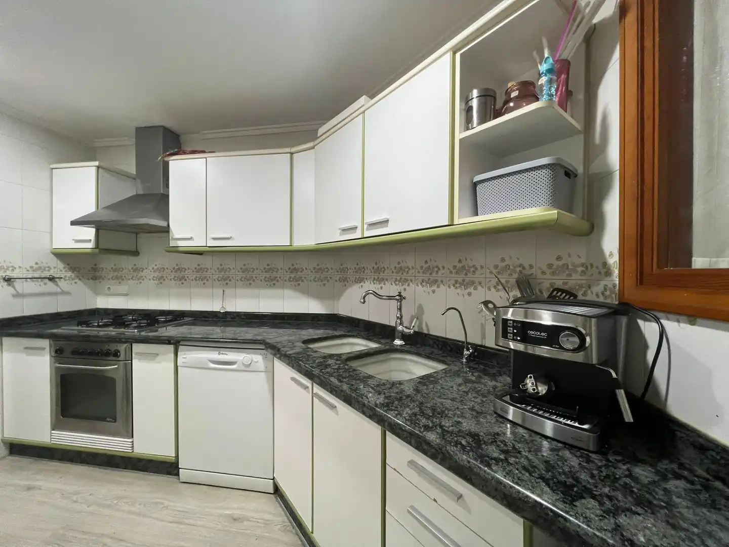 Cocina de Piso en venta en Ontinyent con Parquet, Trastero y Amueblado