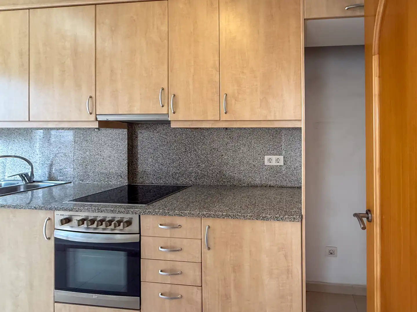 Cocina de Piso en venta en Torroella de Montgrí con Calefacción, Horno y Balcón