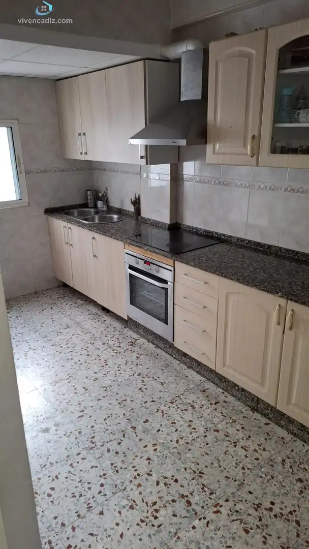 Cuina de Planta baixa en venda en Cádiz