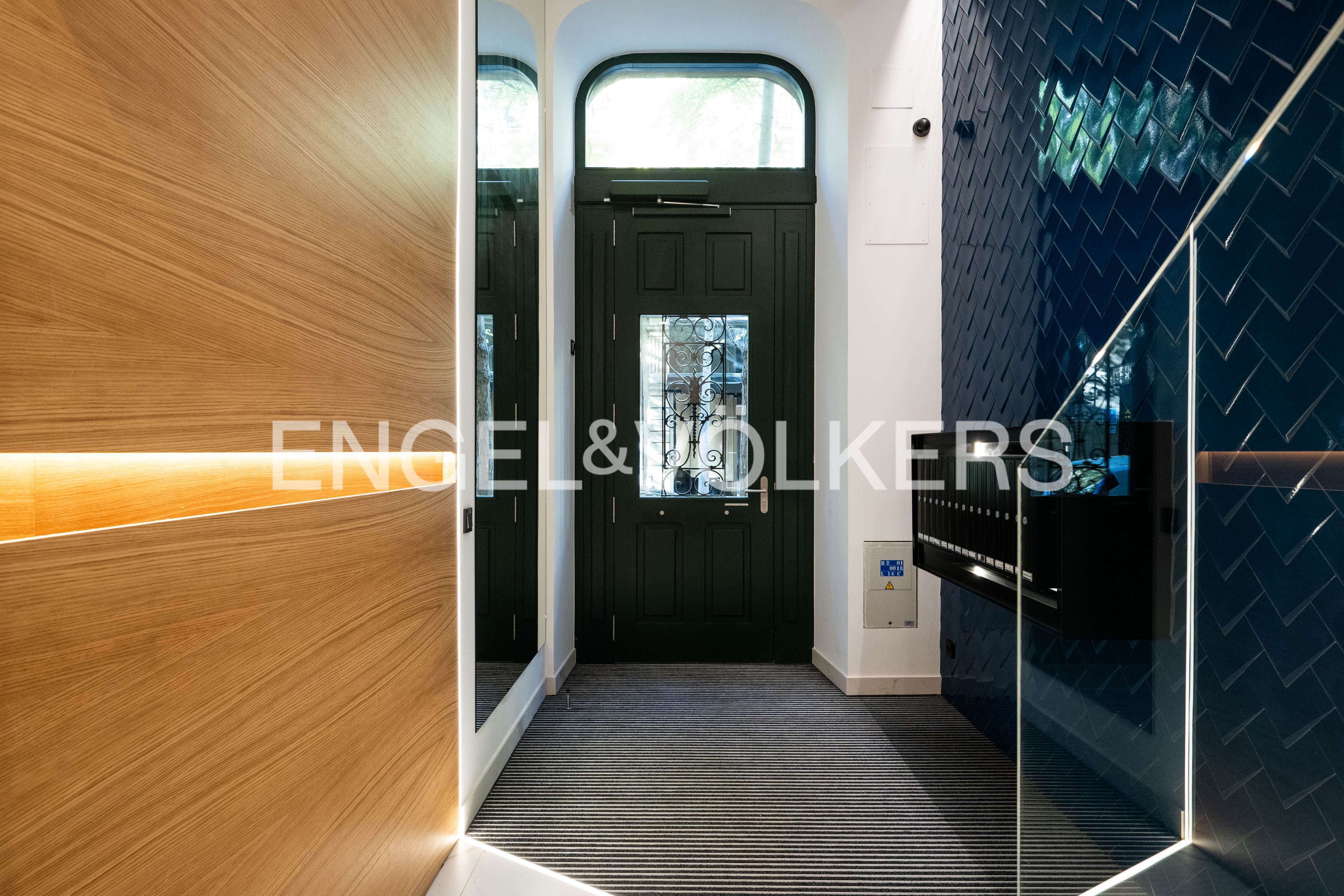 Apartament en venda en Donostia - San Sebastián  amb Calefacció i Traster