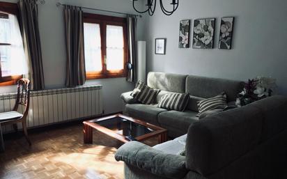 Living room of Flat for sale in Guadalajara Capital  with Air Conditioner and Heating