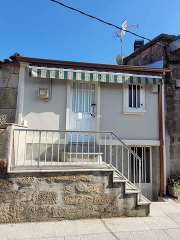 Casa-chalet en Venta en San Cristovo de Cea