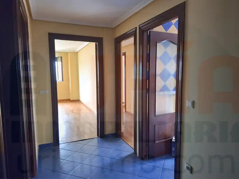 Pis en venda en Siero amb Calefacció i Parquet