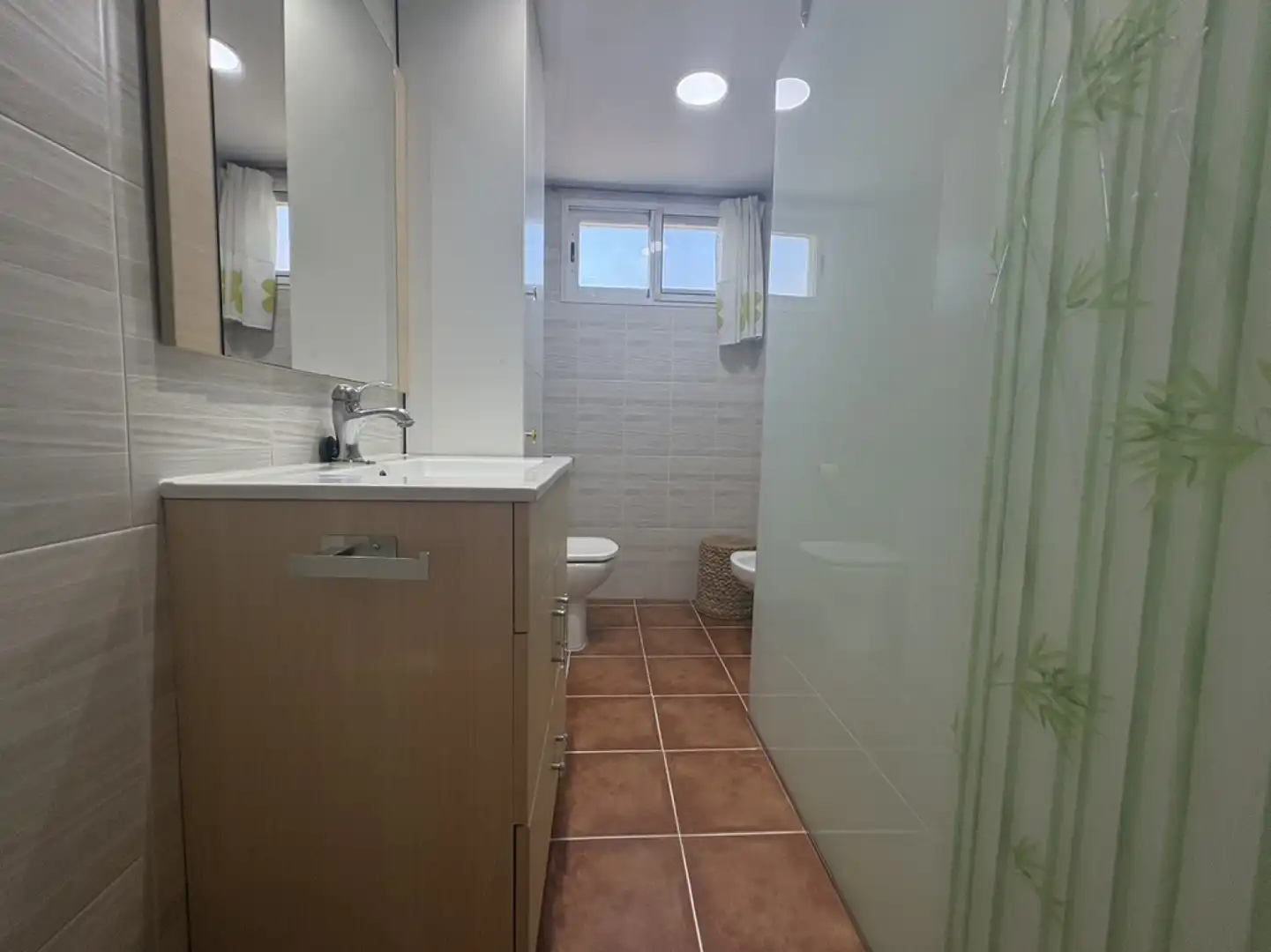 Badezimmer von Wohnung zum Verkauf in Valencia mit Heizung, Abstellraum und Balkon