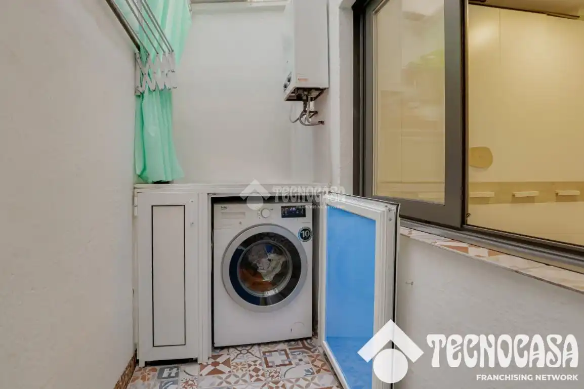 Terraza de Piso en venta en Barcelona con Calefacción y Parquet