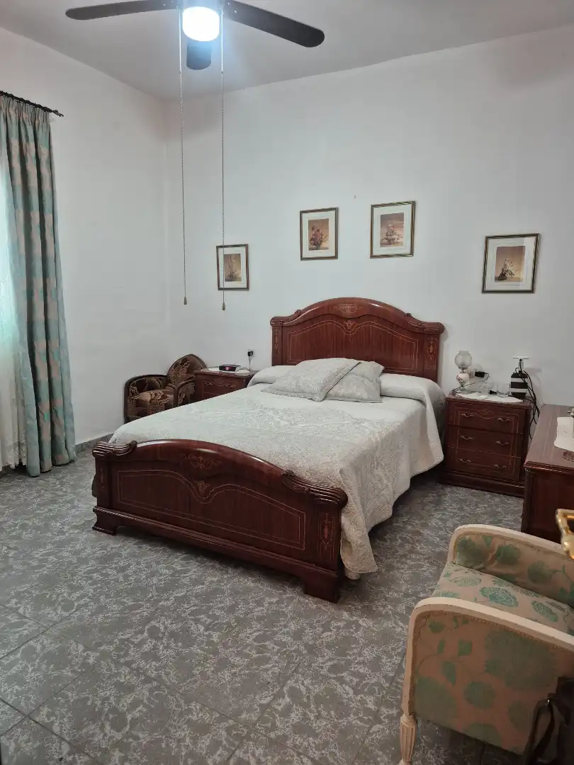 Schlafzimmer von Residential zum Verkauf in Utrera