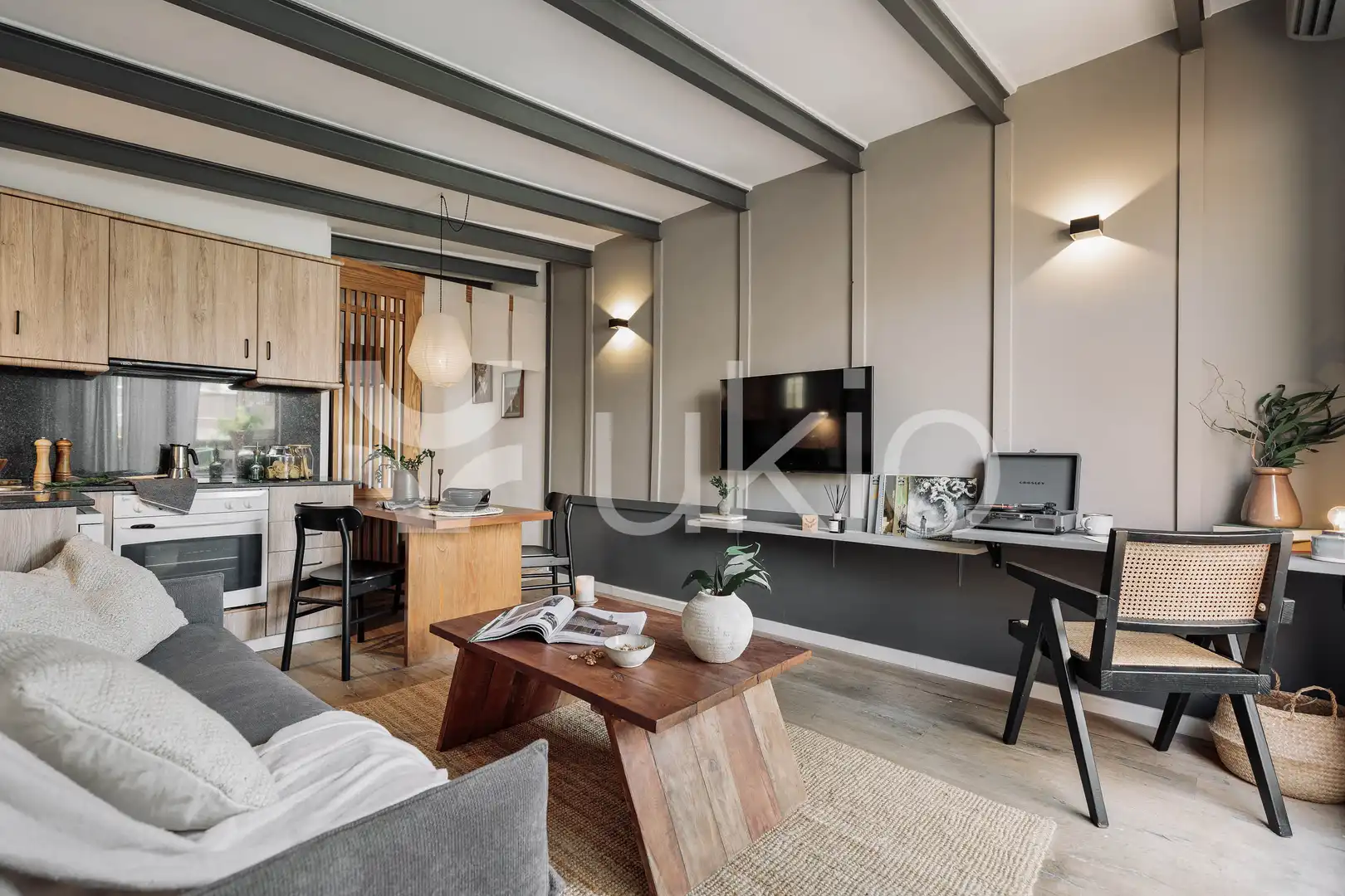 Living room of Attic for rent in Barcelona  with Air Conditioner, Heating and Parquet flooring
