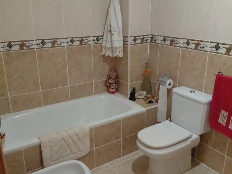Bany de Casa adosada en venda en Roda de Berà amb Aire condicionat i Balcó