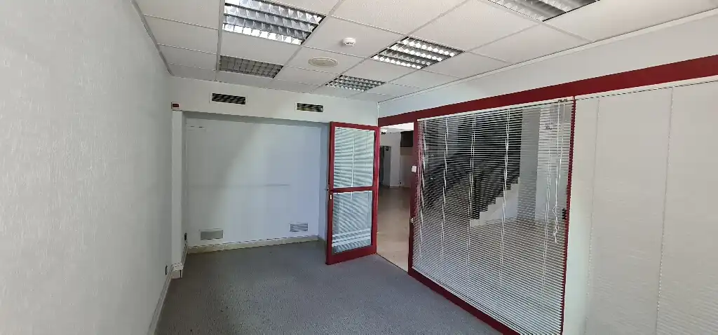 Commercial properties for sale in  Logroño