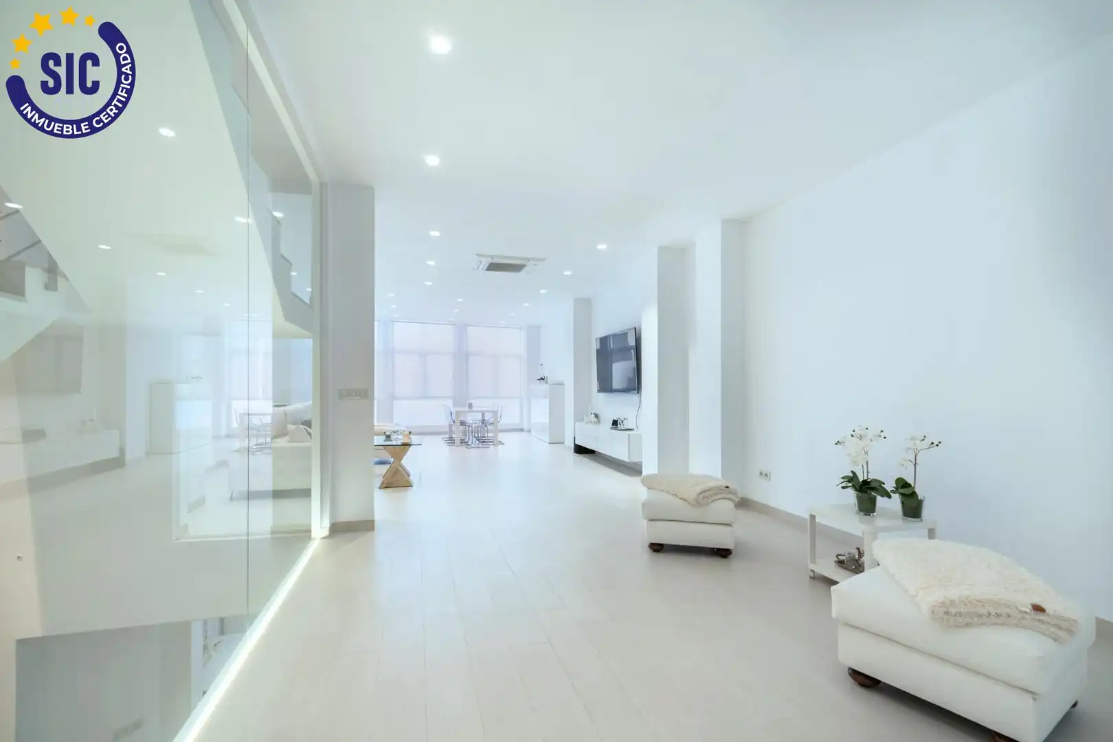 Sala de estar de Edificio en venta en Castellón de la Plana / Castelló de la Plana