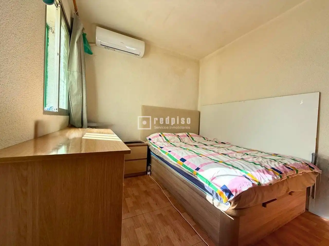 Habitación de Piso en venta en Madrid con Calefacción