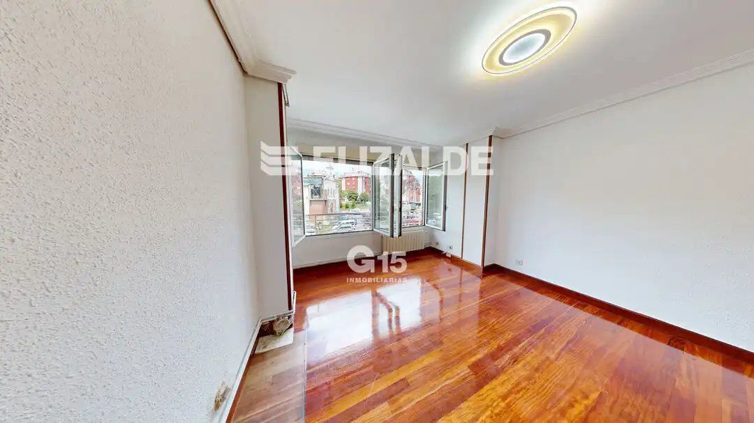 Habitación de Piso en venta en Hernani con Terraza, Trastero y Balcón