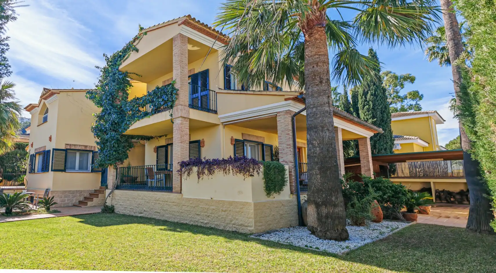 Exterior view of Houses for sale in Dénia  with Air Conditioner, Heating and Private garden
