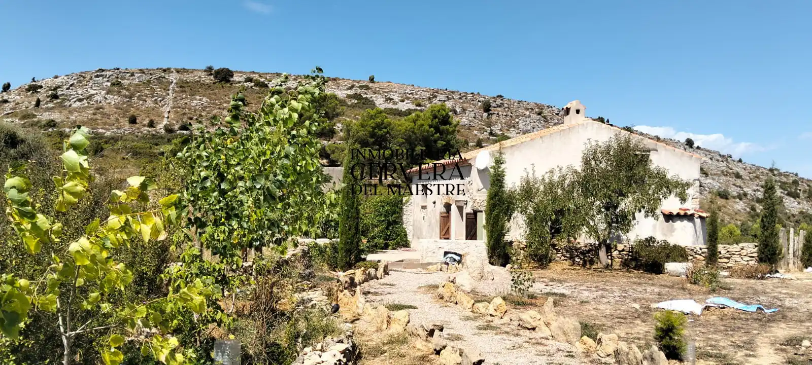 Vista exterior de Finca rústica en venda en Albocàsser