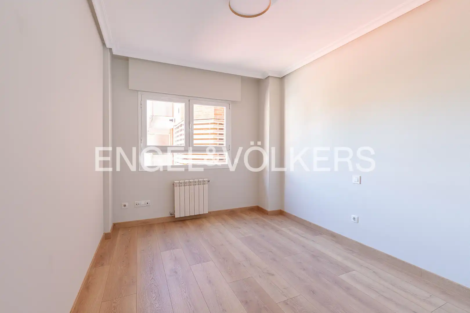 Dormitori de Pis de lloguer en Pozuelo de Alarcón amb Aire condicionat, Calefacció i Parquet