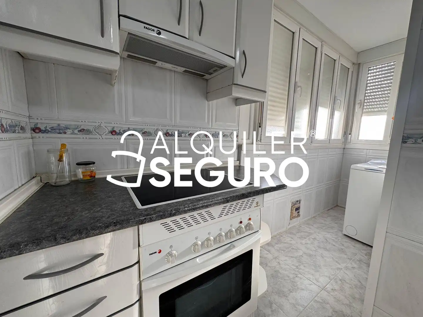 Kitchen of Flat for rent in Madrid  with Air Conditioner, Heating and Terrace