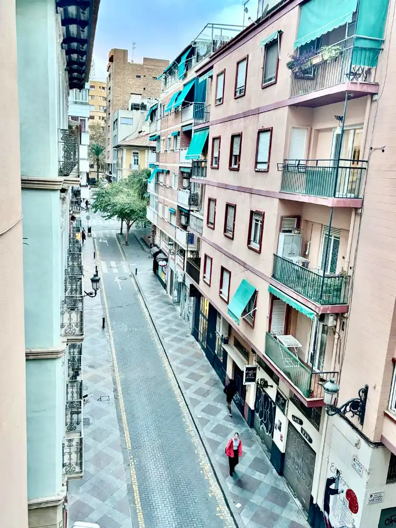 Pis amb ascensor en venda a Calle Valdés 6, imagen 2